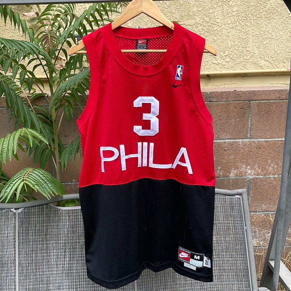 Authentic Nike Allen Iverson Throwback 76ers Stitched Jersey. Great Condition. M